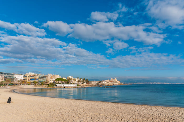 Panorama de la plage de Salis