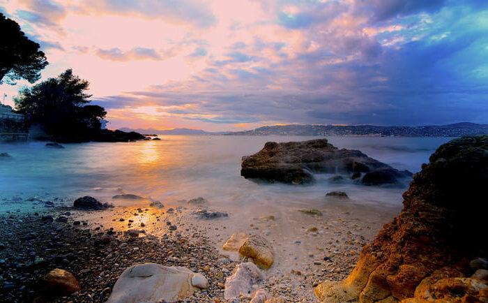 Coucher de soleil sur la plage de la Garoupe