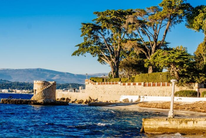 Plage des Ondes au Cap d'Antibes